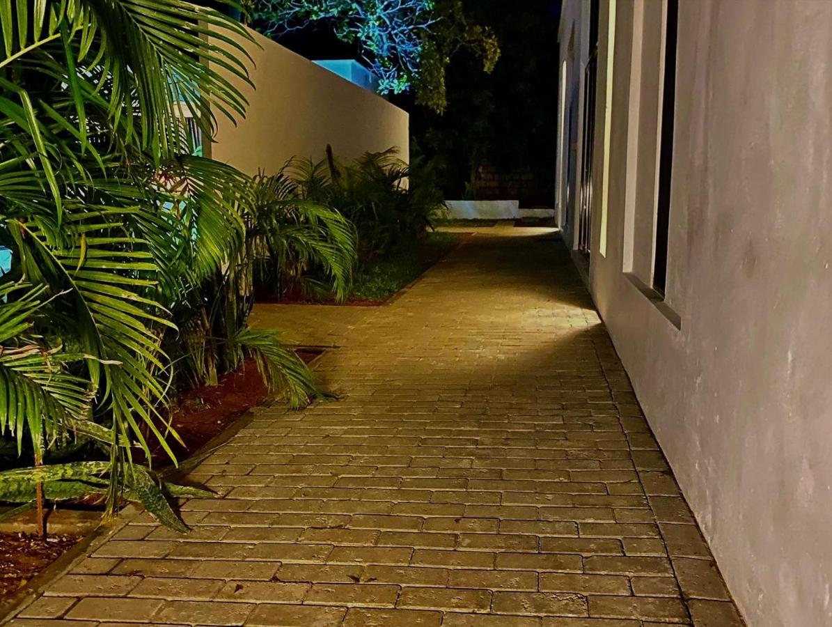 Nyumba Nyekundu Villa Watamu Exteriör bild