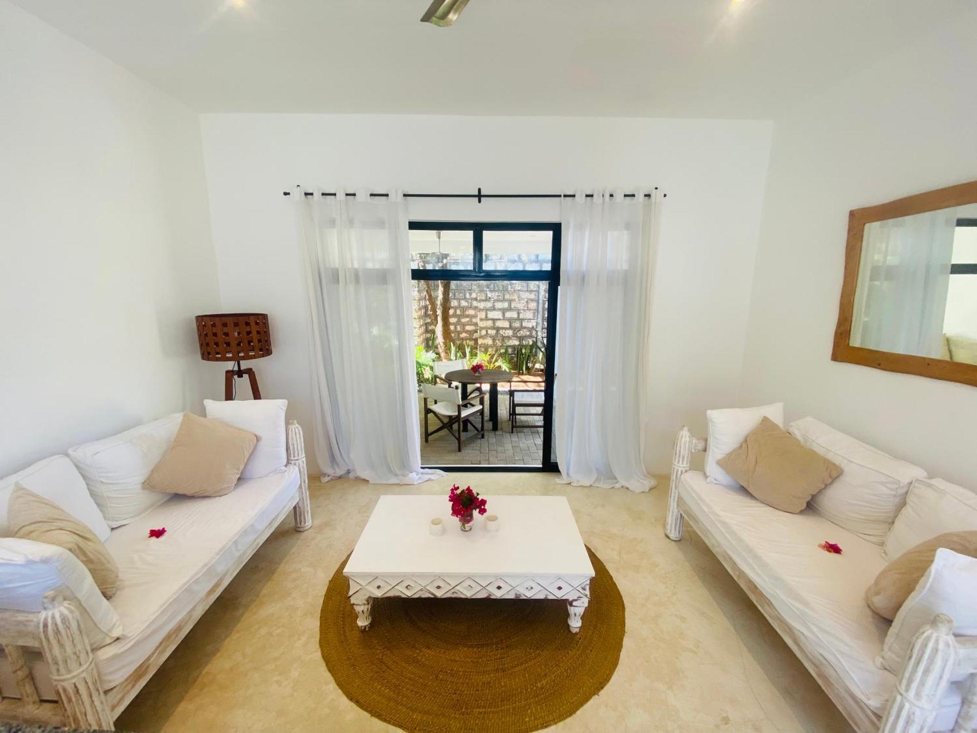 Nyumba Nyekundu Villa Watamu Exteriör bild